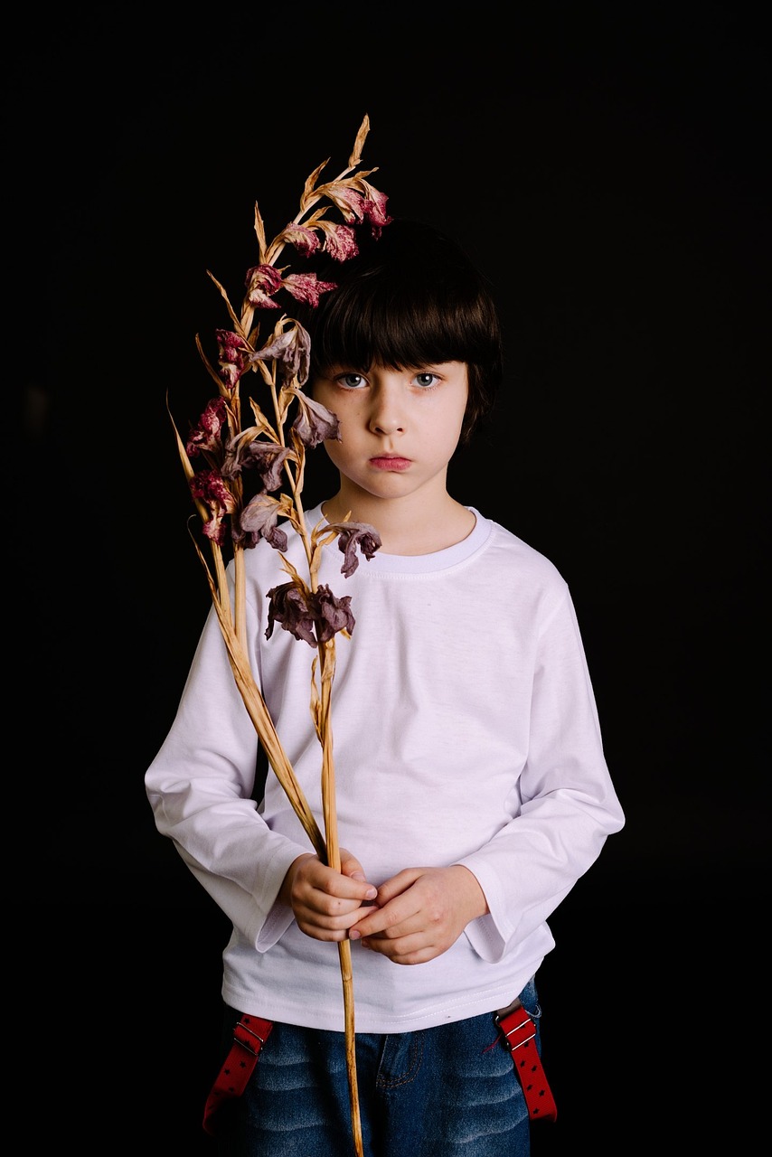 少年特工演員現(xiàn)狀，成長(zhǎng)與挑戰(zhàn)并存的演員之路探索