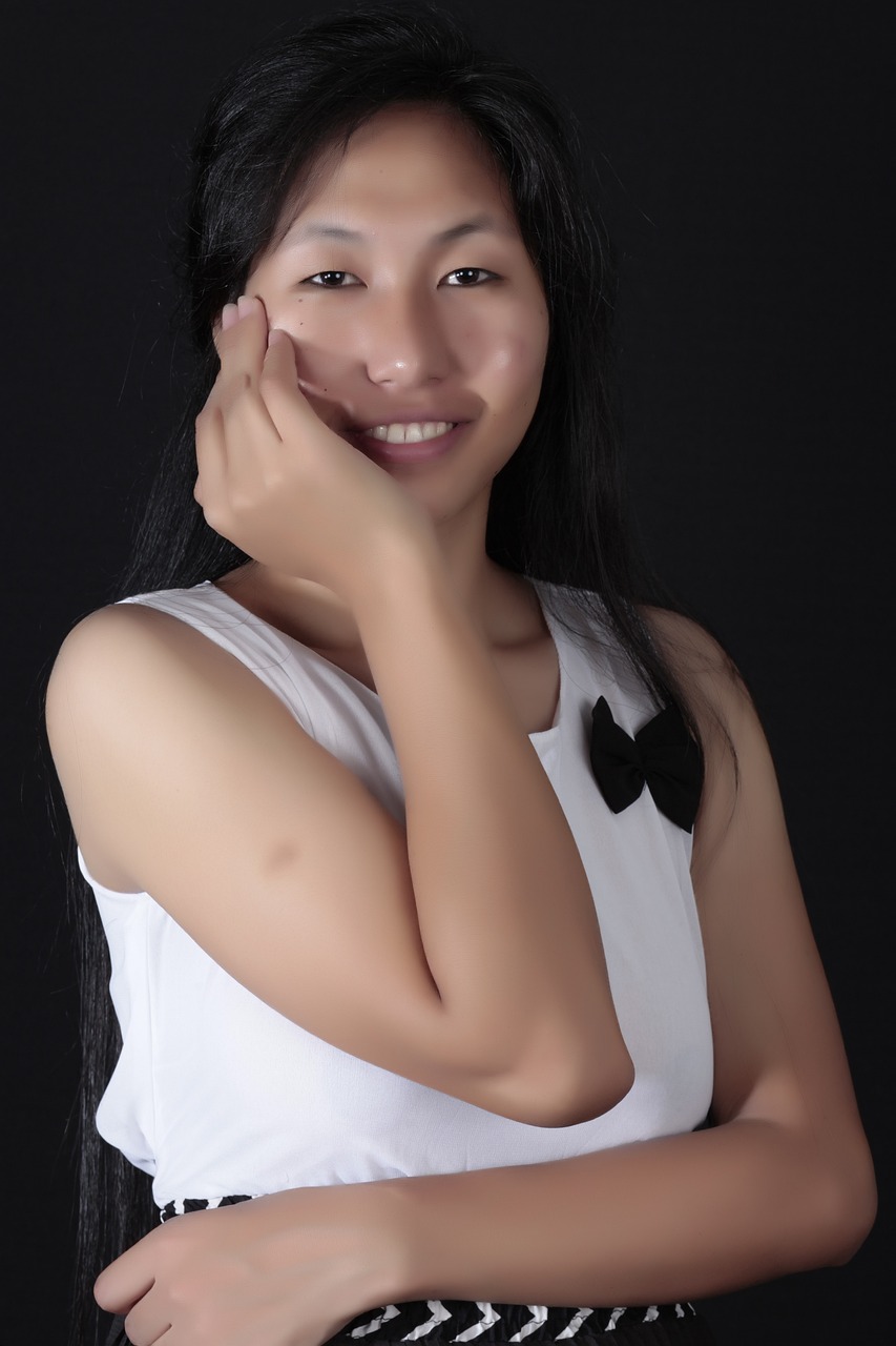 女明星裙子的時尚魅力，完美融合時尚、魅力與公眾形象