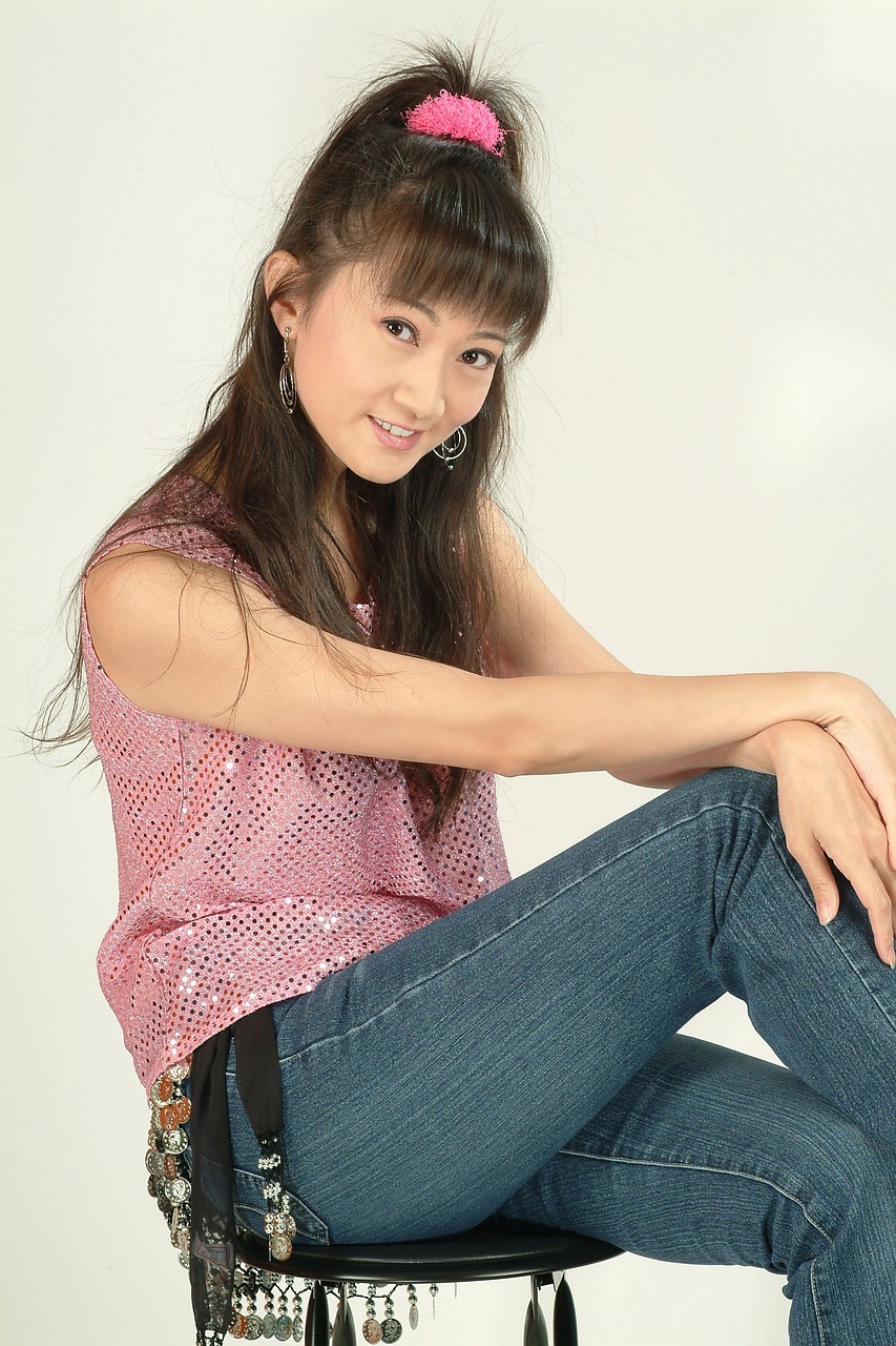 璀璨星光下的美麗瞬間——女演員徐婷照片