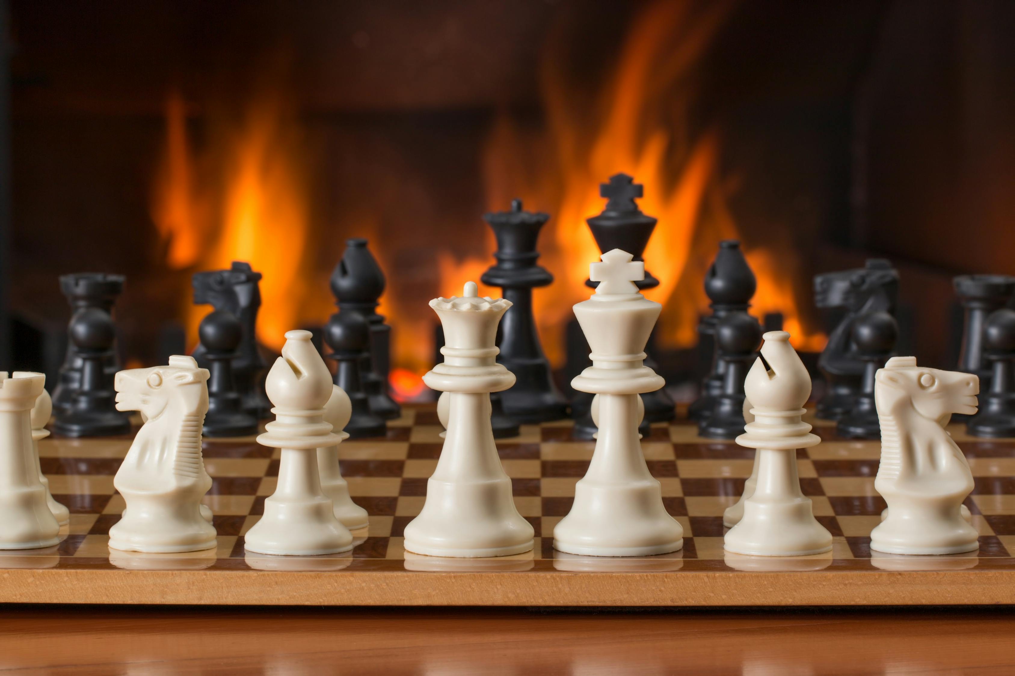 象棋比賽加油，勇往直前，棋逢對(duì)手，挑戰(zhàn)極限！