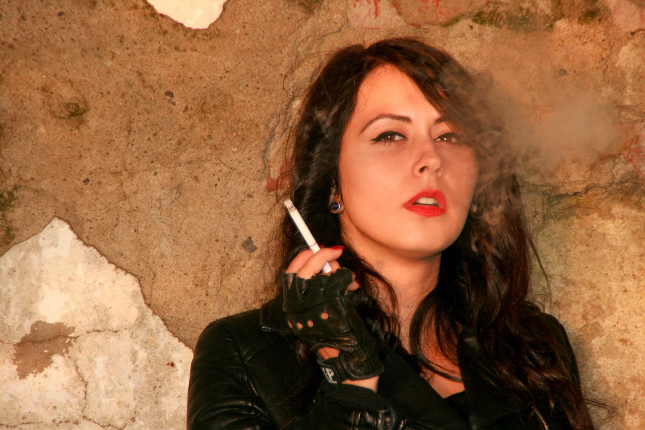 下女的誘惑，女性魅力與電影藝術(shù)的完美交融