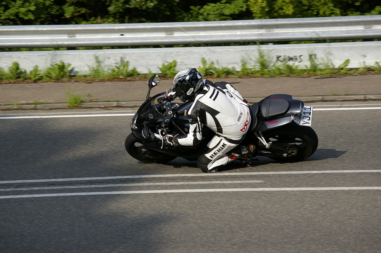 海外電動摩托車趨勢洞察，技術(shù)、市場與資訊深度解析