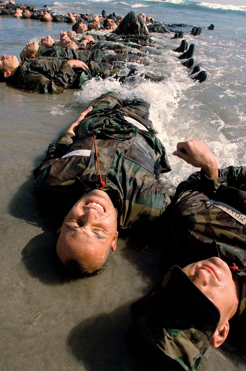 中國南海軍事動(dòng)態(tài)，堅(jiān)定維護(hù)國家主權(quán)與海洋權(quán)益的堅(jiān)定行動(dòng)