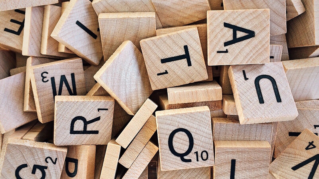 乒乓球比賽規(guī)則視頻，從入門到精通的全面解析與指導(dǎo)
