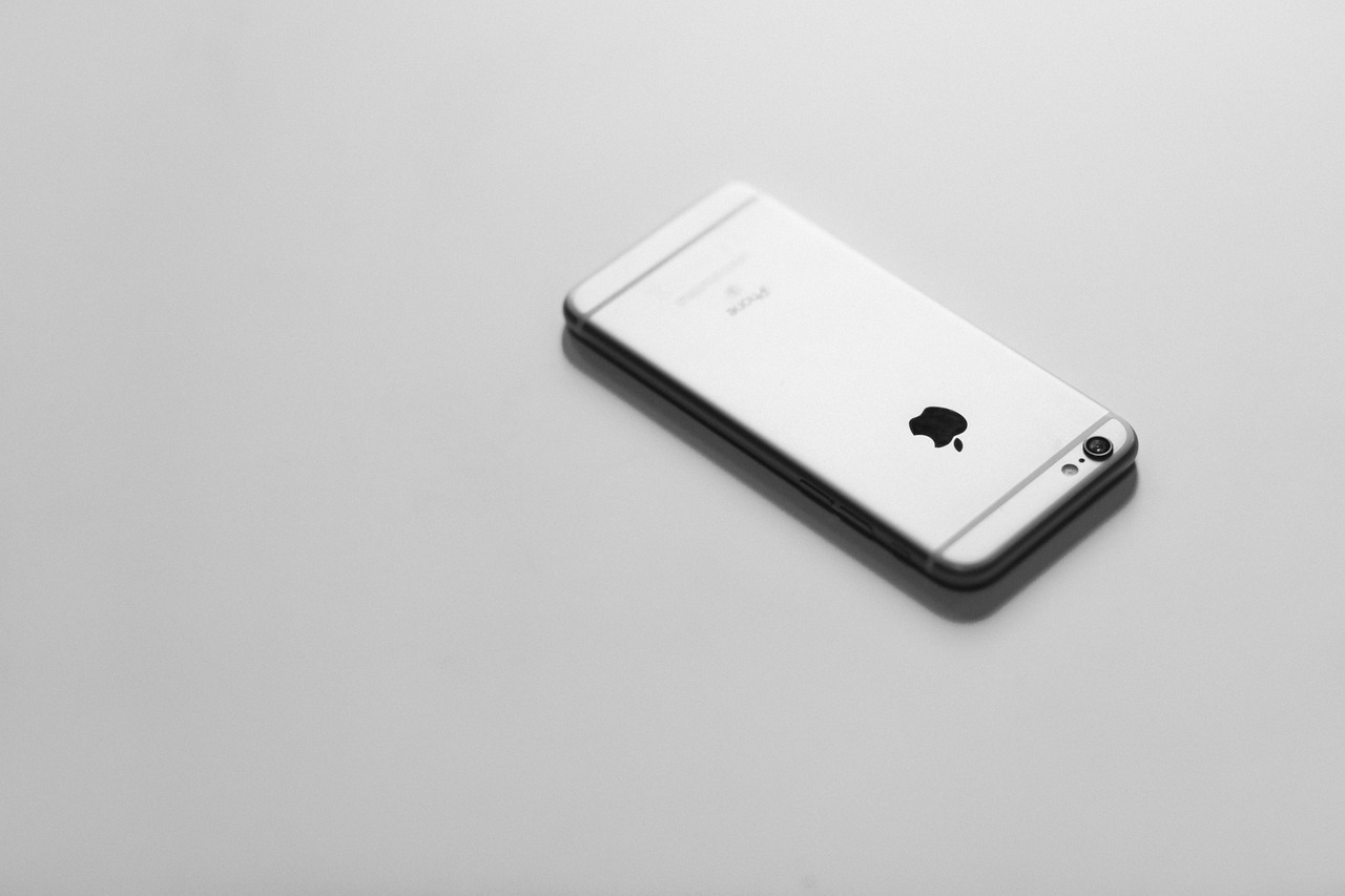 蘋果iPhone 10最新市場動態(tài)，旗艦手機上市探究