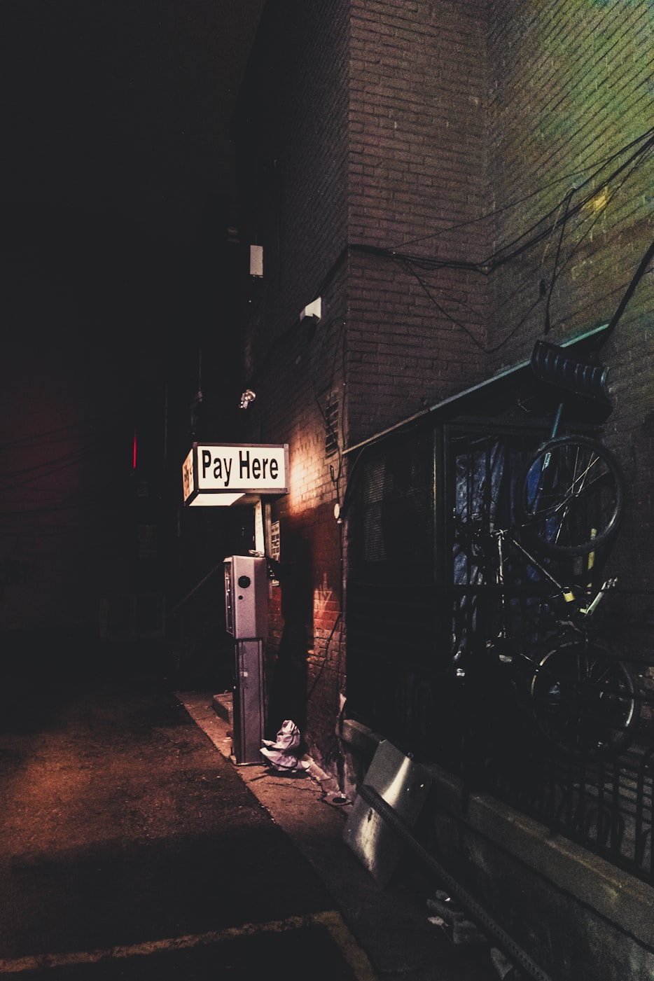 紅塵都市繁華背后的故事與情感糾葛最新章節(jié)揭曉