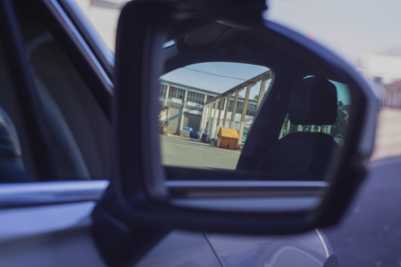 最新款XJ,豪華與科技的完美融合