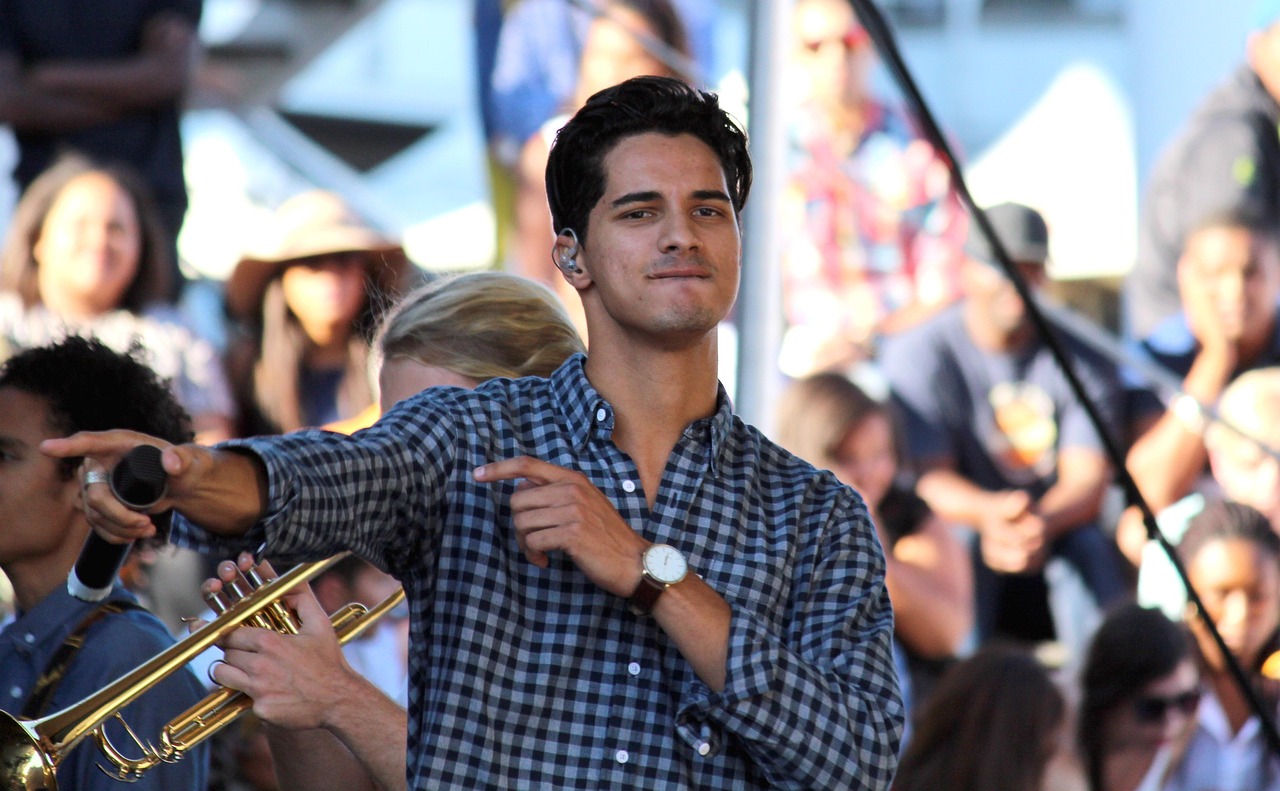 明星說英語視頻，跨文化交流的璀璨舞臺