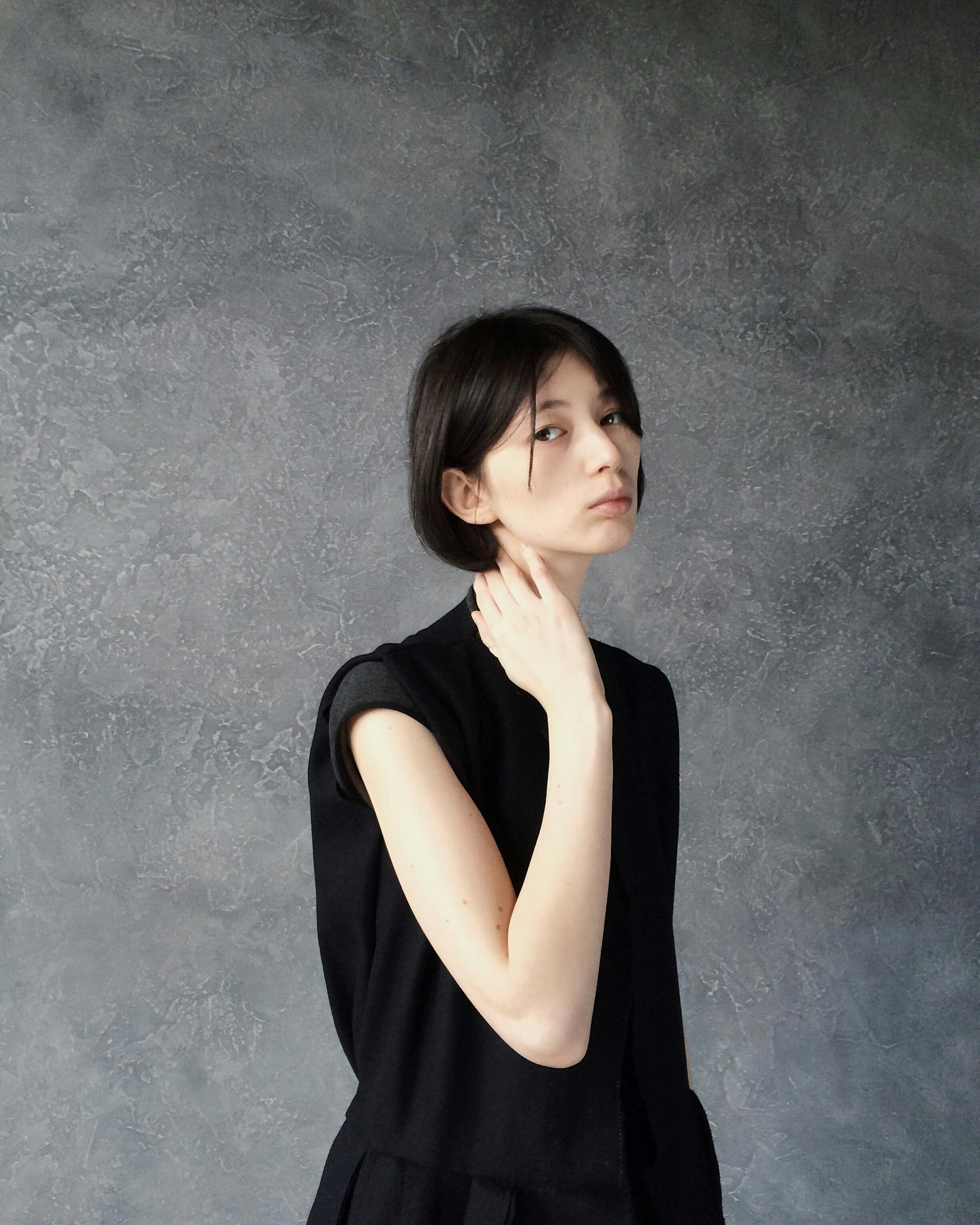 女明星短發(fā)風(fēng)采，魅力與時尚的演變圖片展示