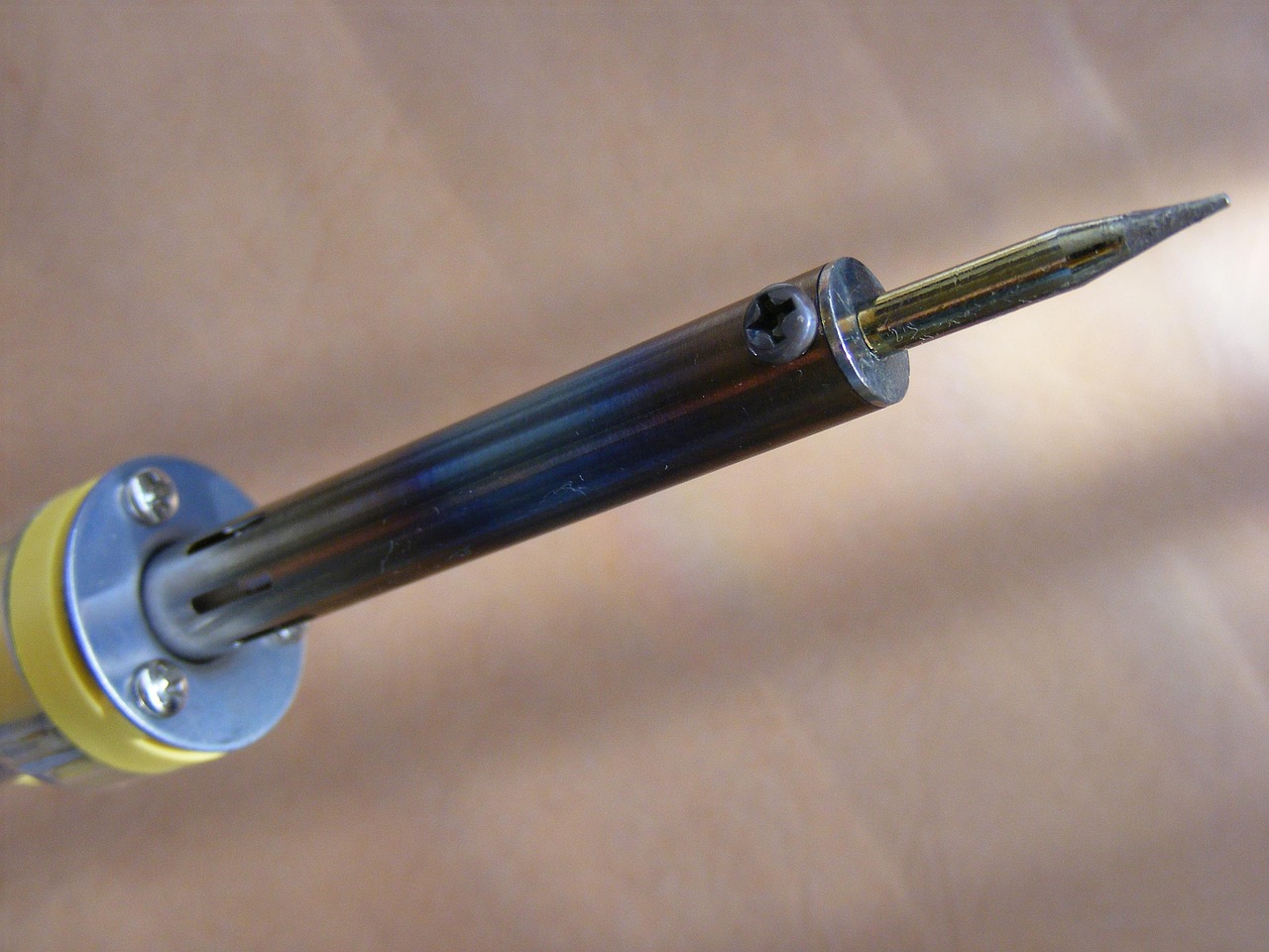 新款電棍發(fā)布，技術(shù)與安全完美融合的革命性新品