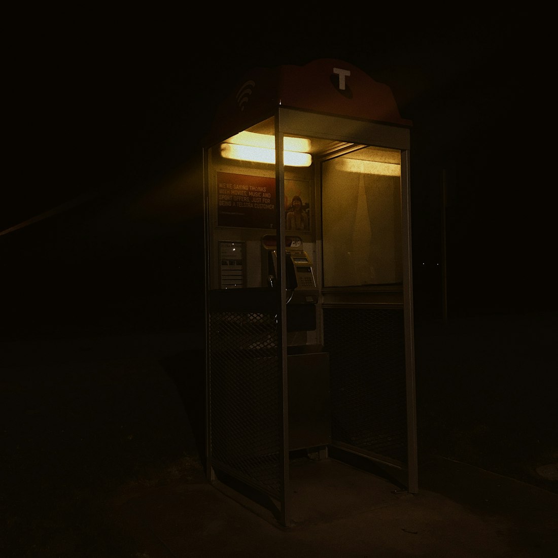 午夜免費(fèi)福利電影院,城市隱秘樂園探秘