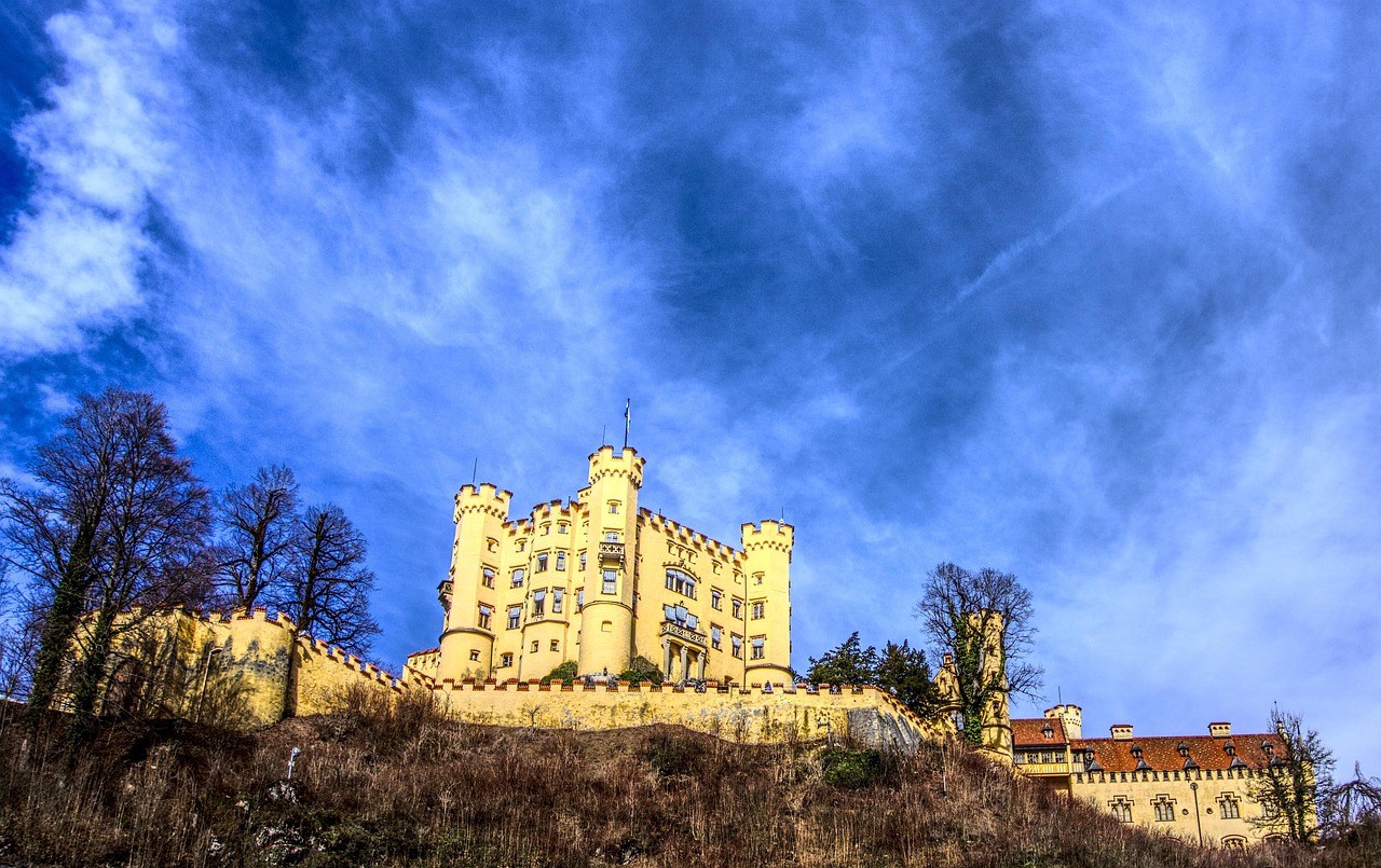 最新暴雨臺(tái)風(fēng)動(dòng)態(tài),影響及應(yīng)對(duì)措施詳解