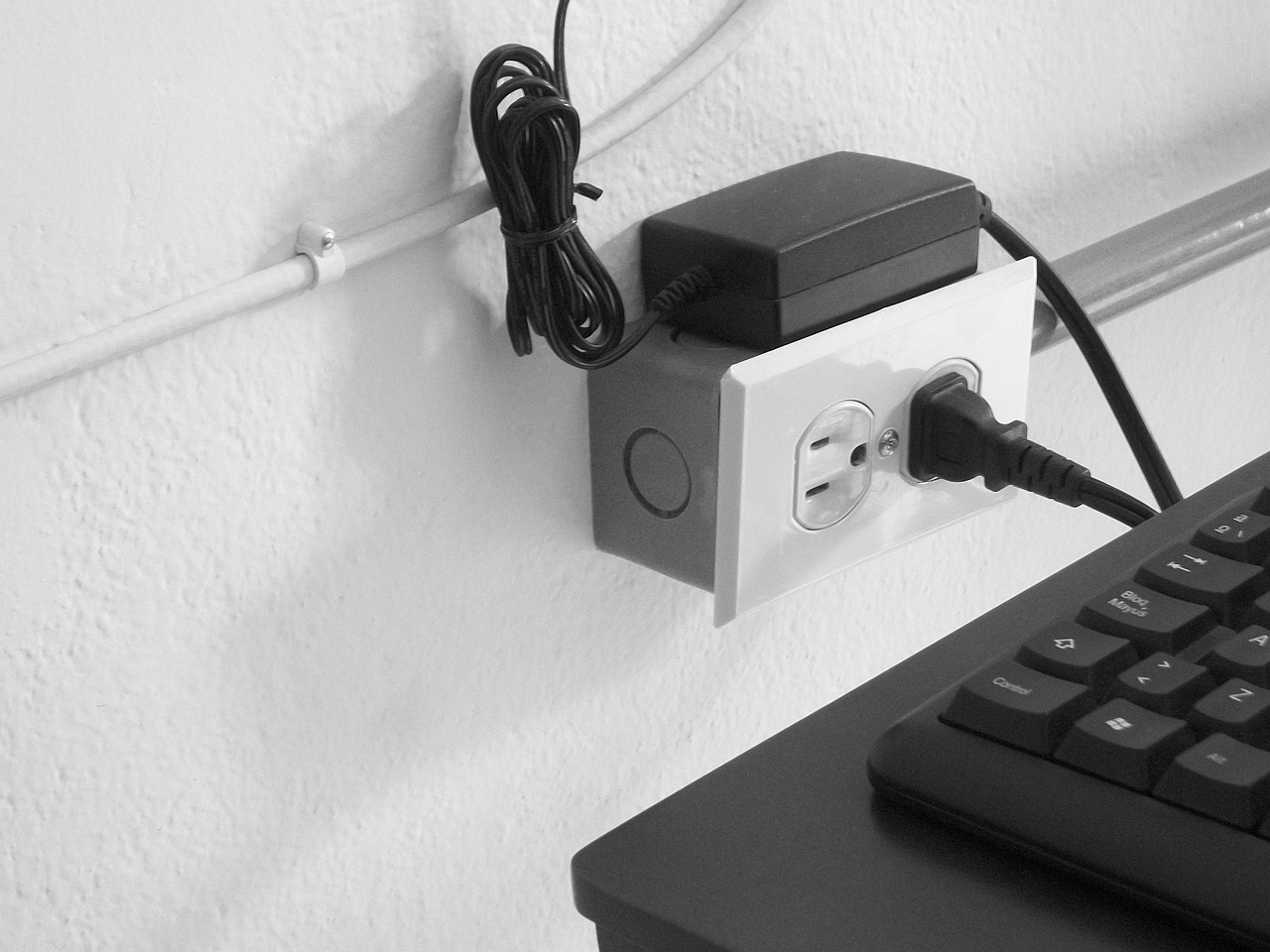 公牛插座上市,創(chuàng)新品質(zhì)交匯未來,引領(lǐng)行業(yè)新篇章