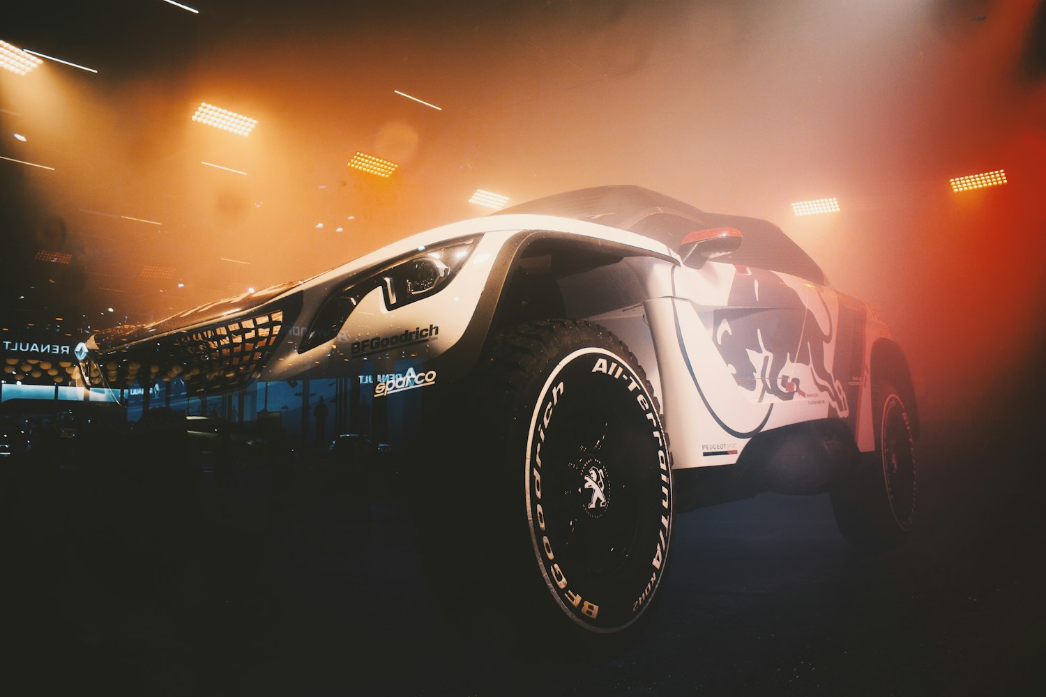 標(biāo)致4008最新價(jià)格及圖片概覽,最新報(bào)價(jià)與車型展示