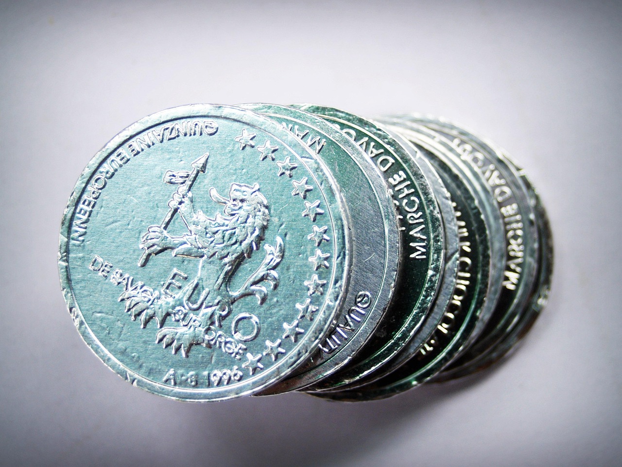 方盛制藥股票的投資價值深度解析