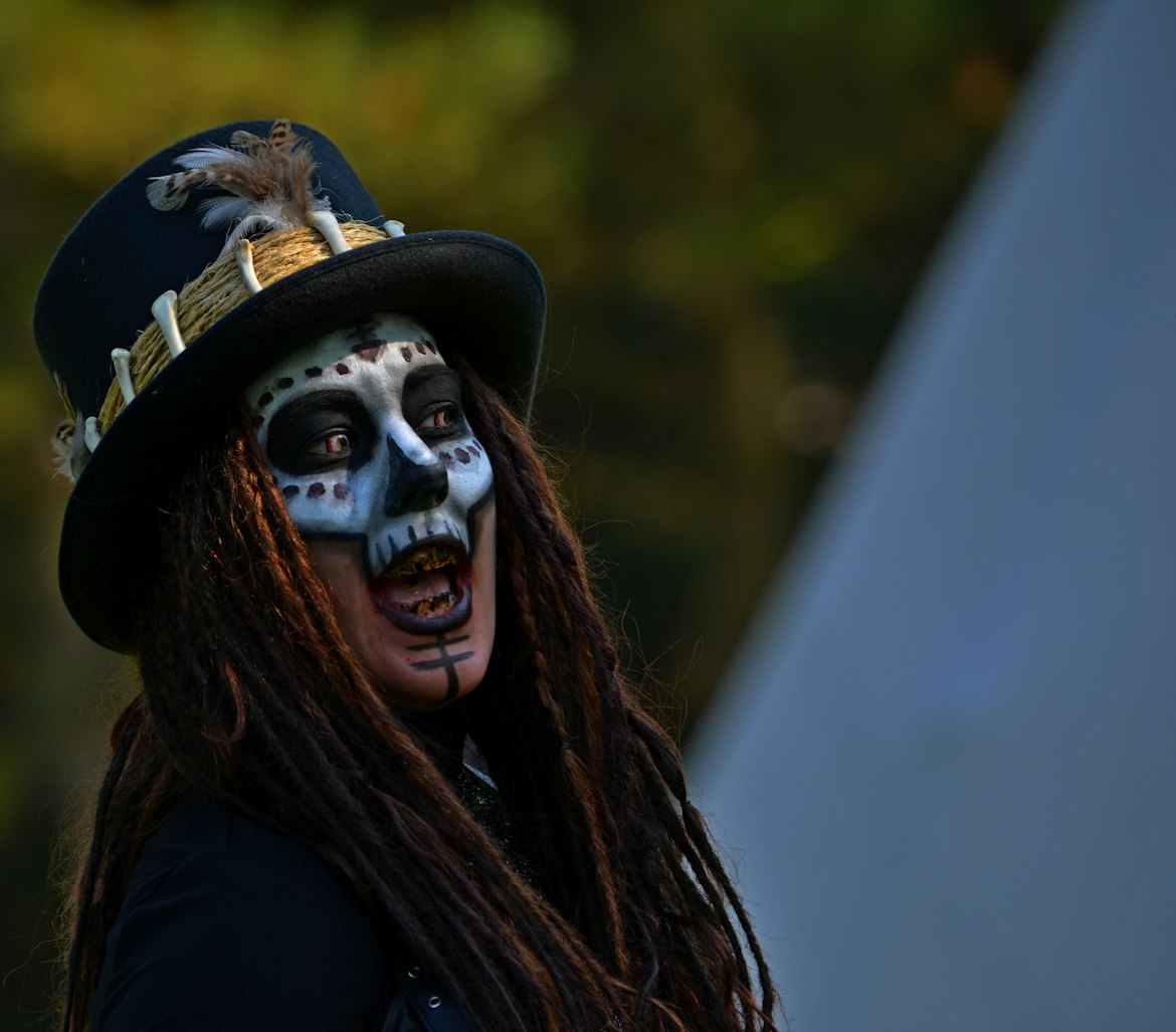 鬼虐4演員,演技與角色的無(wú)縫融合