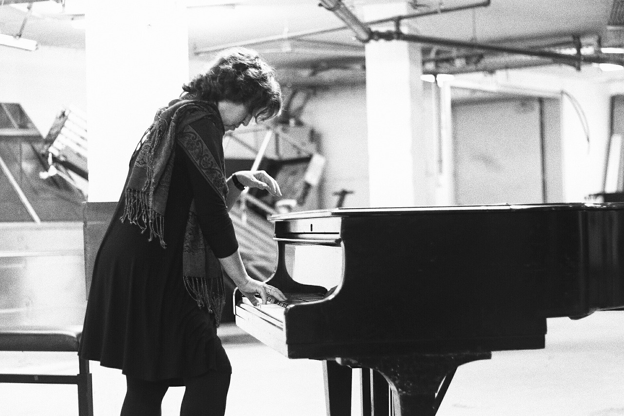 最新沙啞嗓音歌曲，音樂魅力的獨(dú)特詮釋